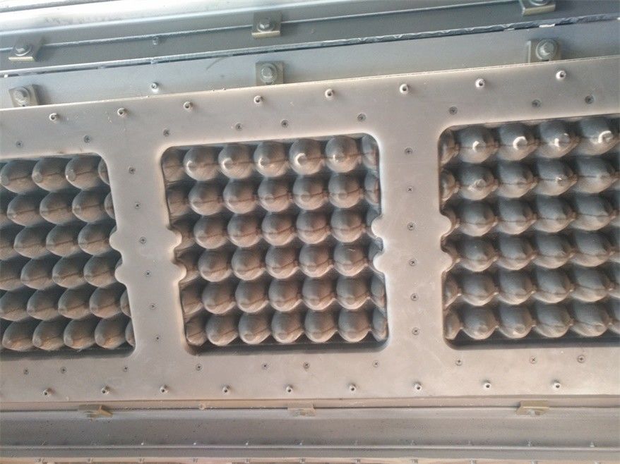 Waste Paper Pulp Egg Tray Making Machine , Fruit Tray Making Machine Large Output 2500-3000pcs/h 4*4 molds PLC Controlled