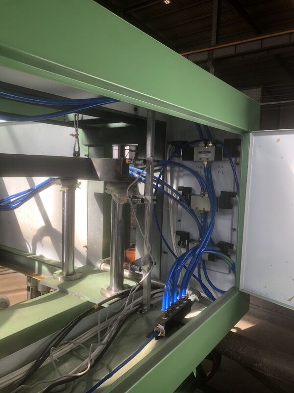 High Capacity 1500pcs Per Hour Egg Tray Machine Semiautomatic And Automatic For Waste Paper Material